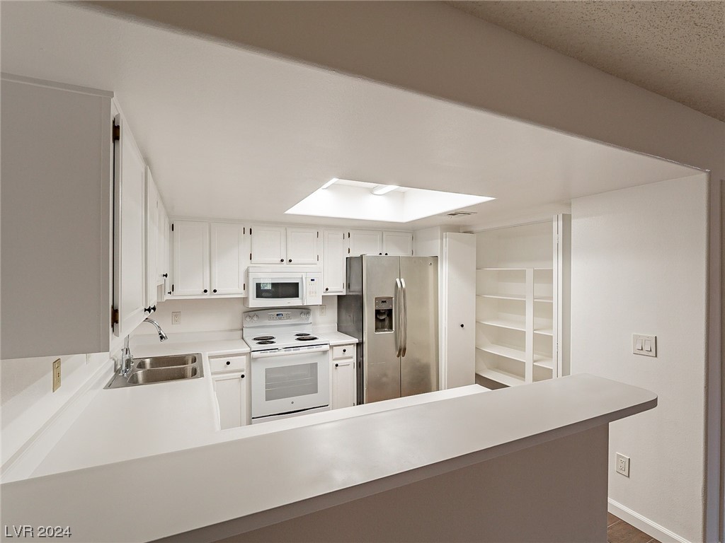 9070 Spring Mountain Road, Unit 213 Las Vegas, NV 89117 - Photo 18 of 34