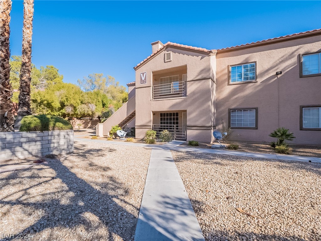 9070 Spring Mountain Road, Unit 213 Las Vegas, NV 89117 - Photo 2 of 34