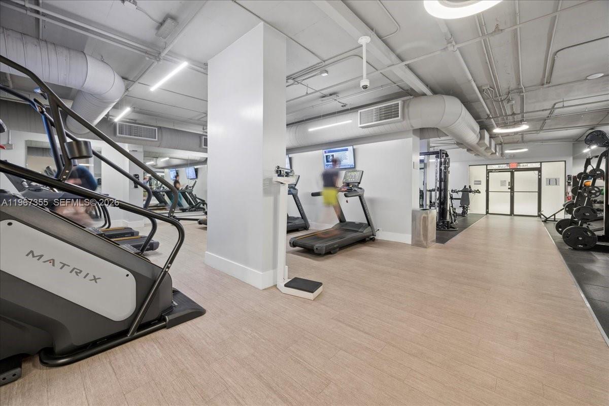 1915 Brickell Avenue, Unit 801 Miami, FL 33129 - Photo 30 of 37 a view of gym