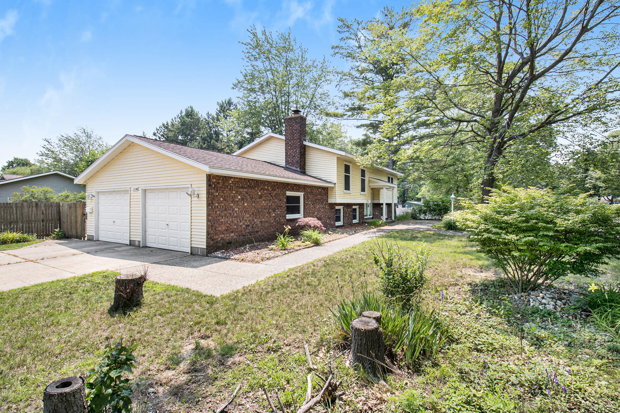 3206 Roosevelt Road Muskegon, MI 49441 - Photo 3 of 25 BH2A9081
