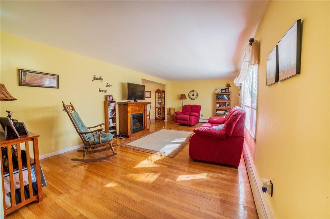 16 High Ridge Drive Cumberland, RI 02864 - Photo 3 of 26 Gallery Image 3