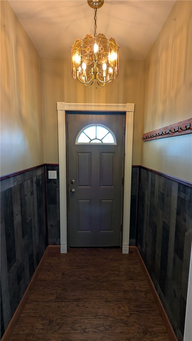 435 Main Street Oneonta, NY 13820 - Photo 13 of 38 Front entrance