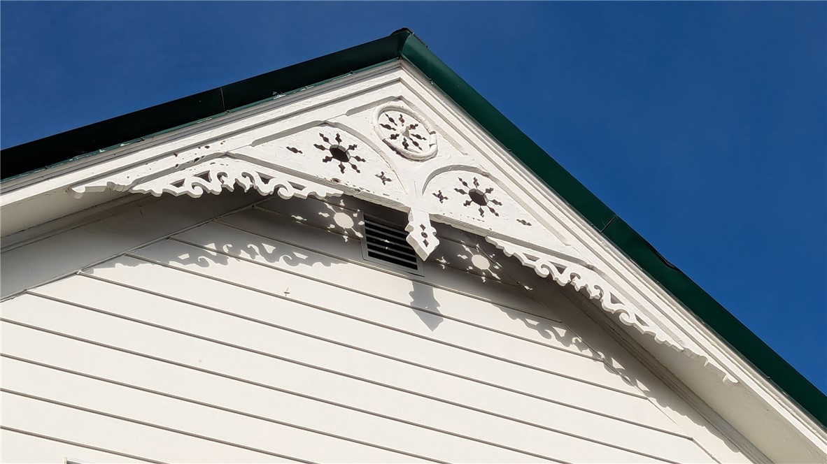 435 Main Street Oneonta, NY 13820 - Photo 25 of 38 Nice original gingerbread trim.