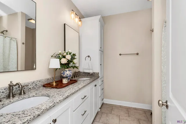 $247,500 | 4261 Dickinson Street, Lakeland, LA 70752