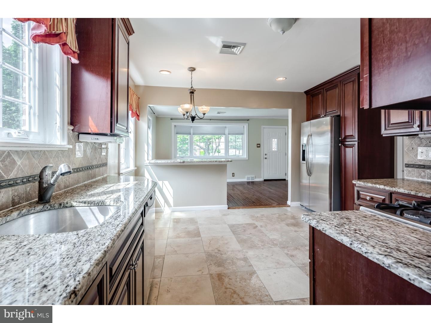 664 Rennard Street Philadelphia, PA 19116 - Photo 12 of 21 Gallery Image 12