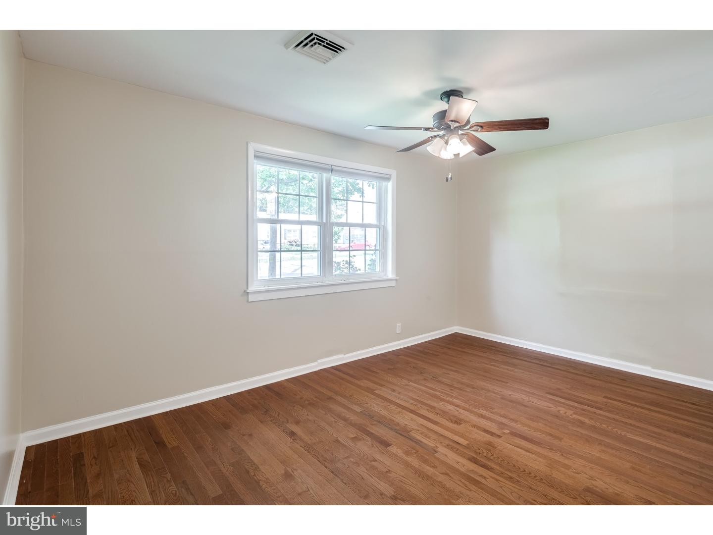 664 Rennard Street Philadelphia, PA 19116 - Photo 13 of 21 Gallery Image 13