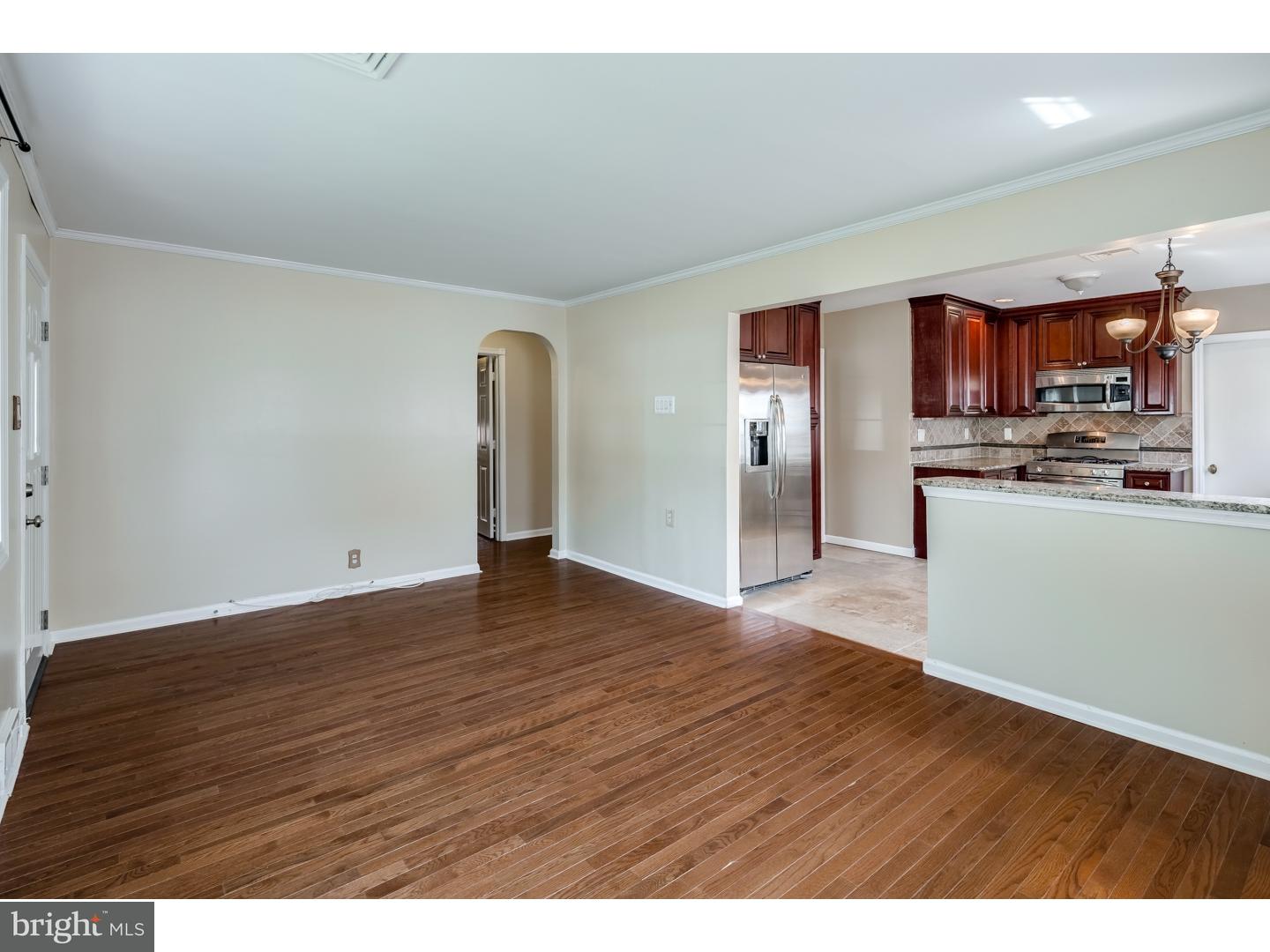 664 Rennard Street Philadelphia, PA 19116 - Photo 5 of 21 Gallery Image 5