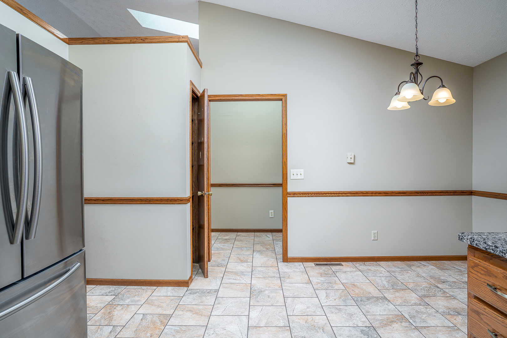3321 East Ridge Place Bettendorf, IA 52722 - Photo 6 of 27
