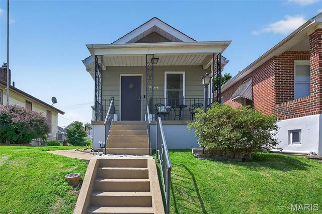 $2,650 | 5436 Bischoff Avenue, St. Louis, MO 63110