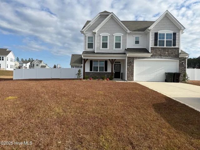 $2,700 | 370 Summer Wind Way, Aberdeen, NC 28315