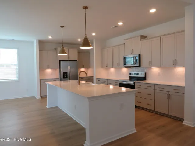 $2,700 | 370 Summer Wind Way, Aberdeen, NC 28315