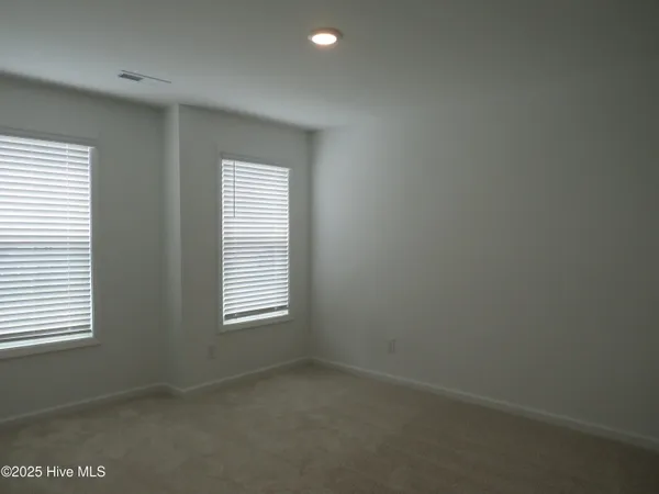 $2,550 | 370 Summer Wind Way, Aberdeen, NC 28315