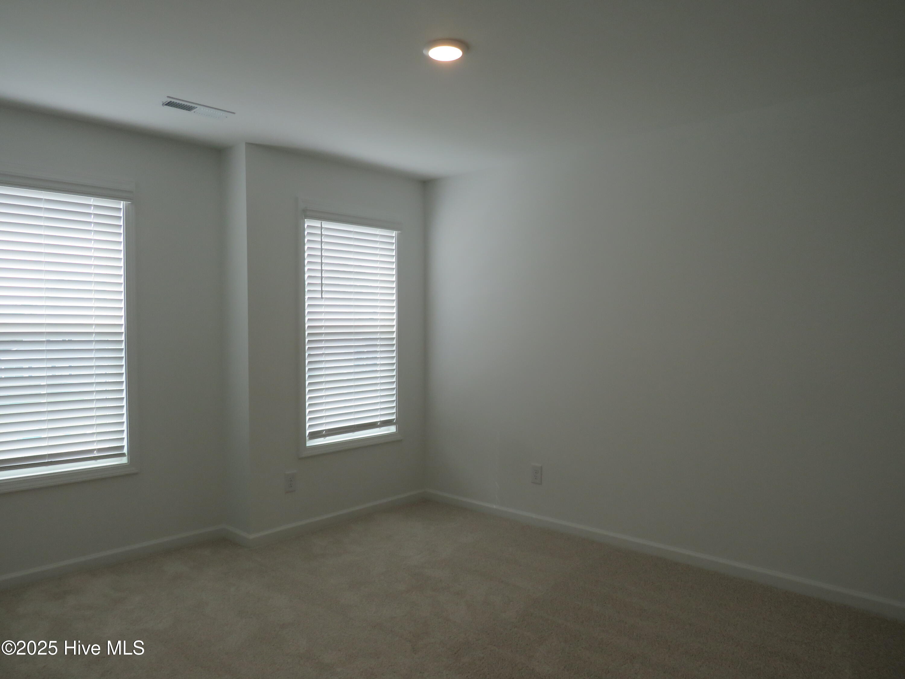 370 Summer Wind Way Aberdeen, NC 28315 - Photo 27 of 37 IMG_5287