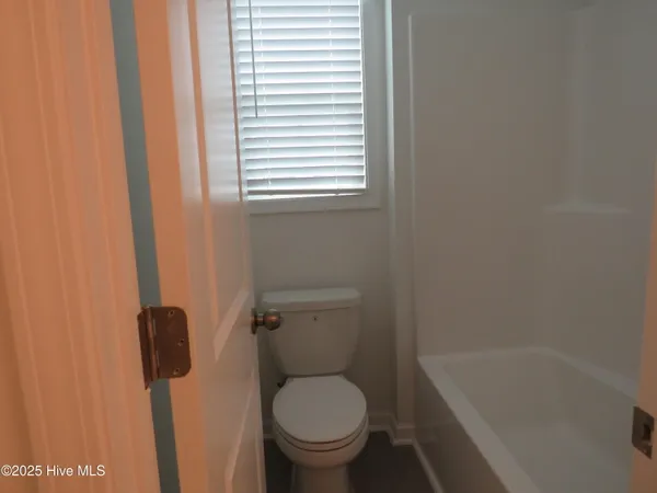 $2,550 | 370 Summer Wind Way, Aberdeen, NC 28315