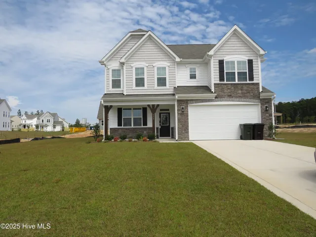 $2,700 | 370 Summer Wind Way, Aberdeen, NC 28315