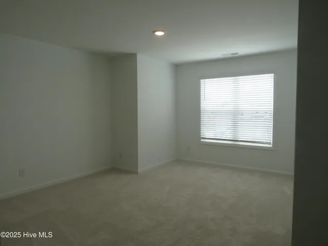 $2,700 | 370 Summer Wind Way, Aberdeen, NC 28315