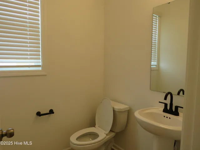 $2,700 | 370 Summer Wind Way, Aberdeen, NC 28315