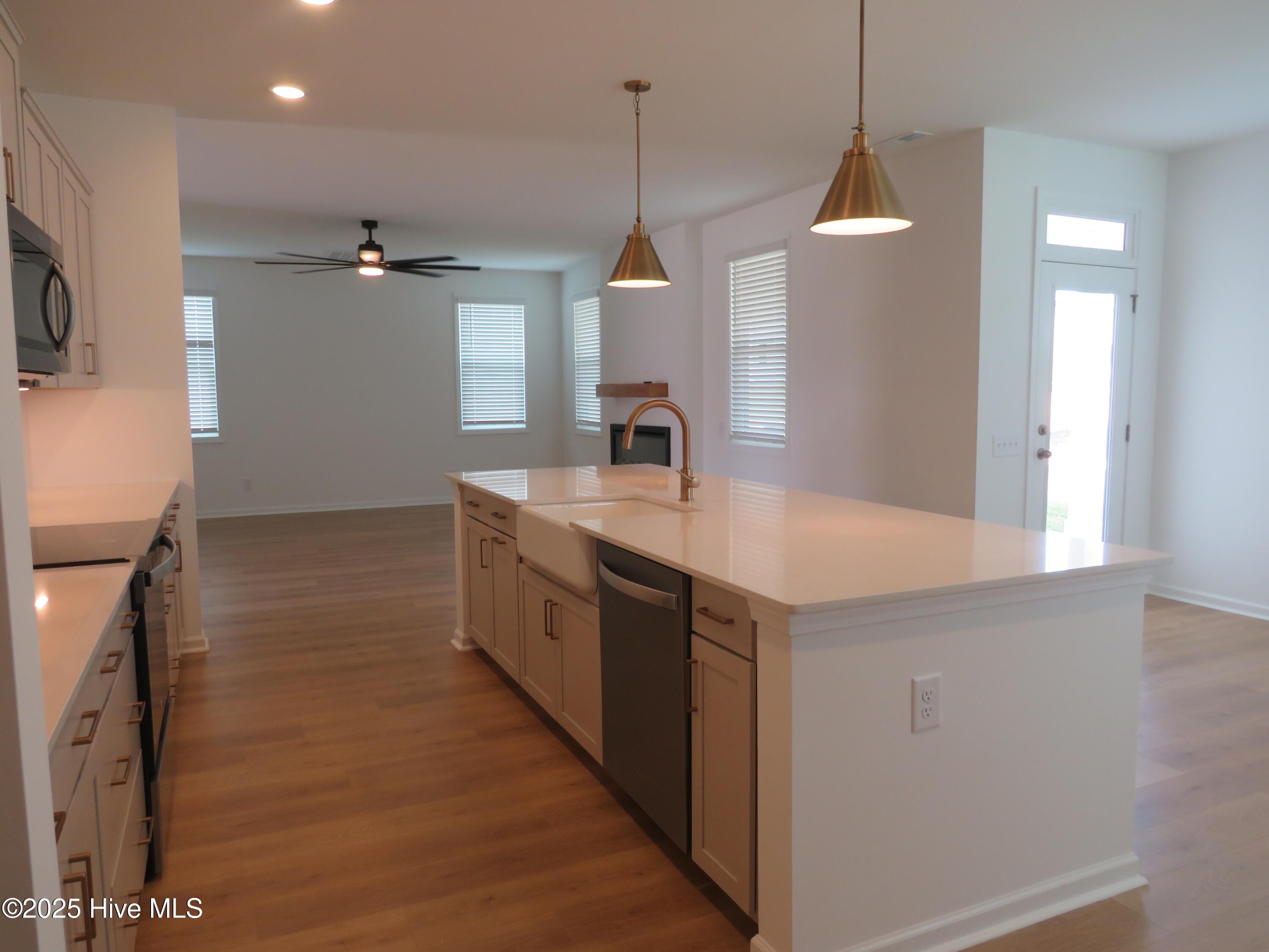 370 Summer Wind Way Aberdeen, NC 28315 - Photo 10 of 37 IMG_5268