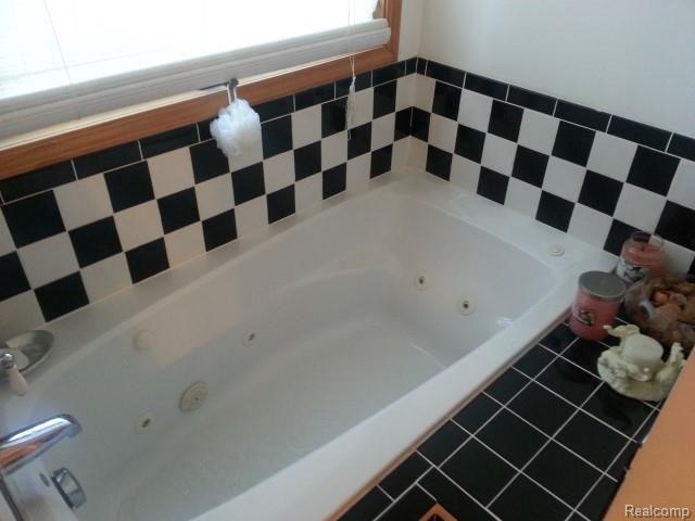 2944 Castor Road Goodells, MI 48027 - Photo 21 of 23 2013-07-23 20.03