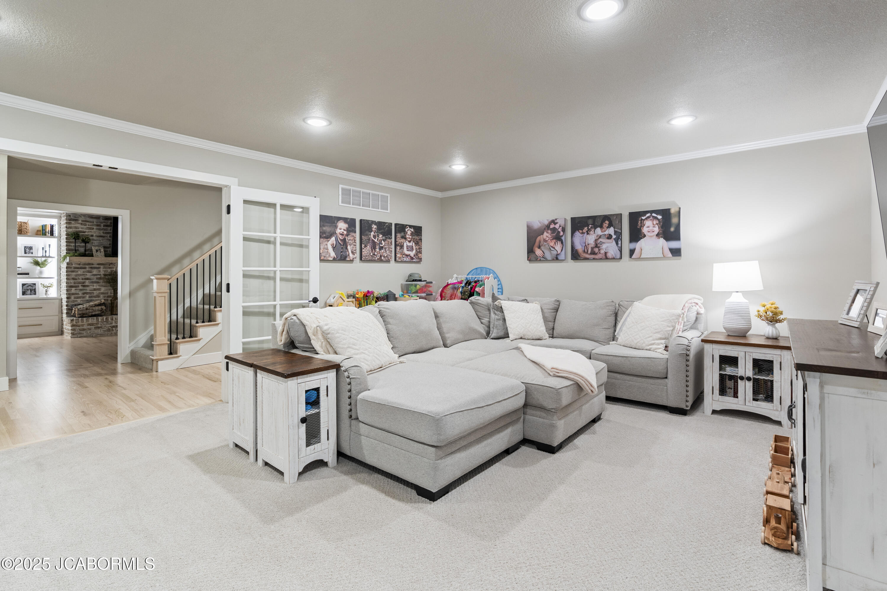 732 Hobbs Road Jefferson City, MO 65109 - Photo 4 of 42 A7_08142