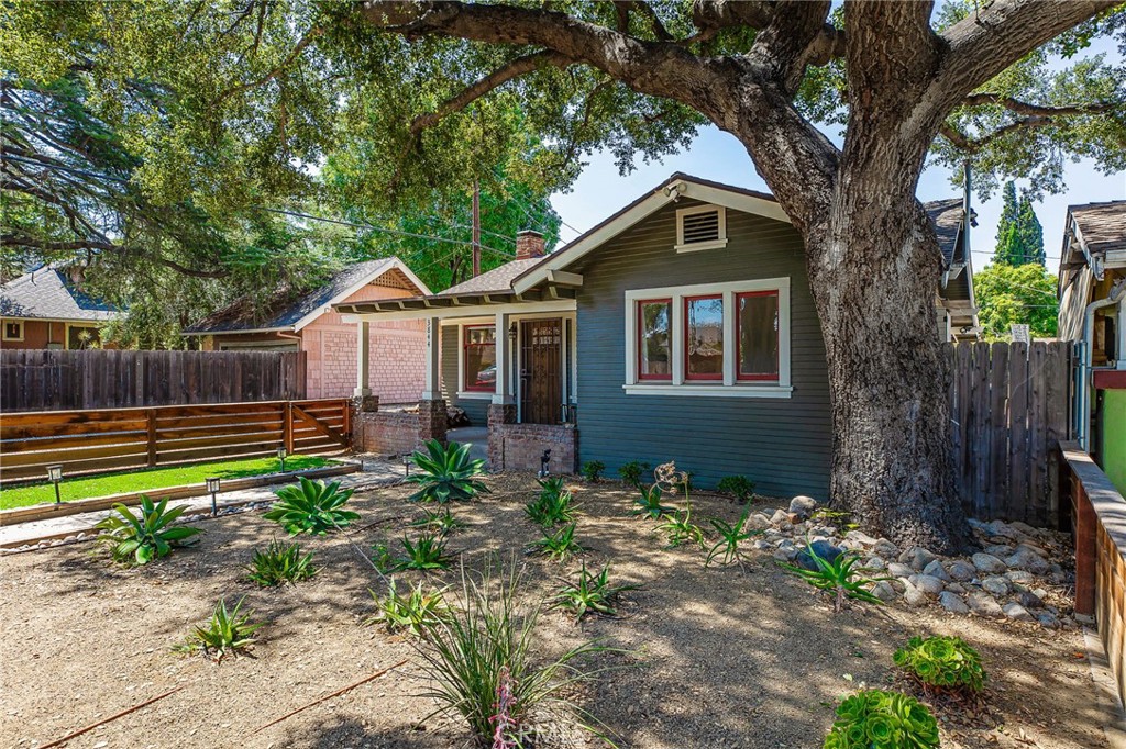3844 Linwood Place Riverside, CA 92506 - Photo 10 of 70
