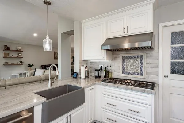 $1,300,000 | 12631 Alcacer Del Sol, San Diego, CA 92128