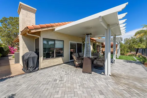 $1,300,000 | 12631 Alcacer Del Sol, San Diego, CA 92128