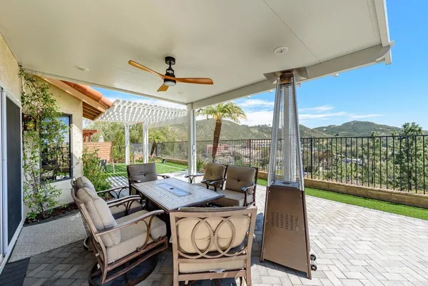 $1,300,000 | 12631 Alcacer Del Sol, San Diego, CA 92128