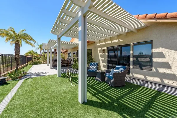 $1,300,000 | 12631 Alcacer Del Sol, San Diego, CA 92128
