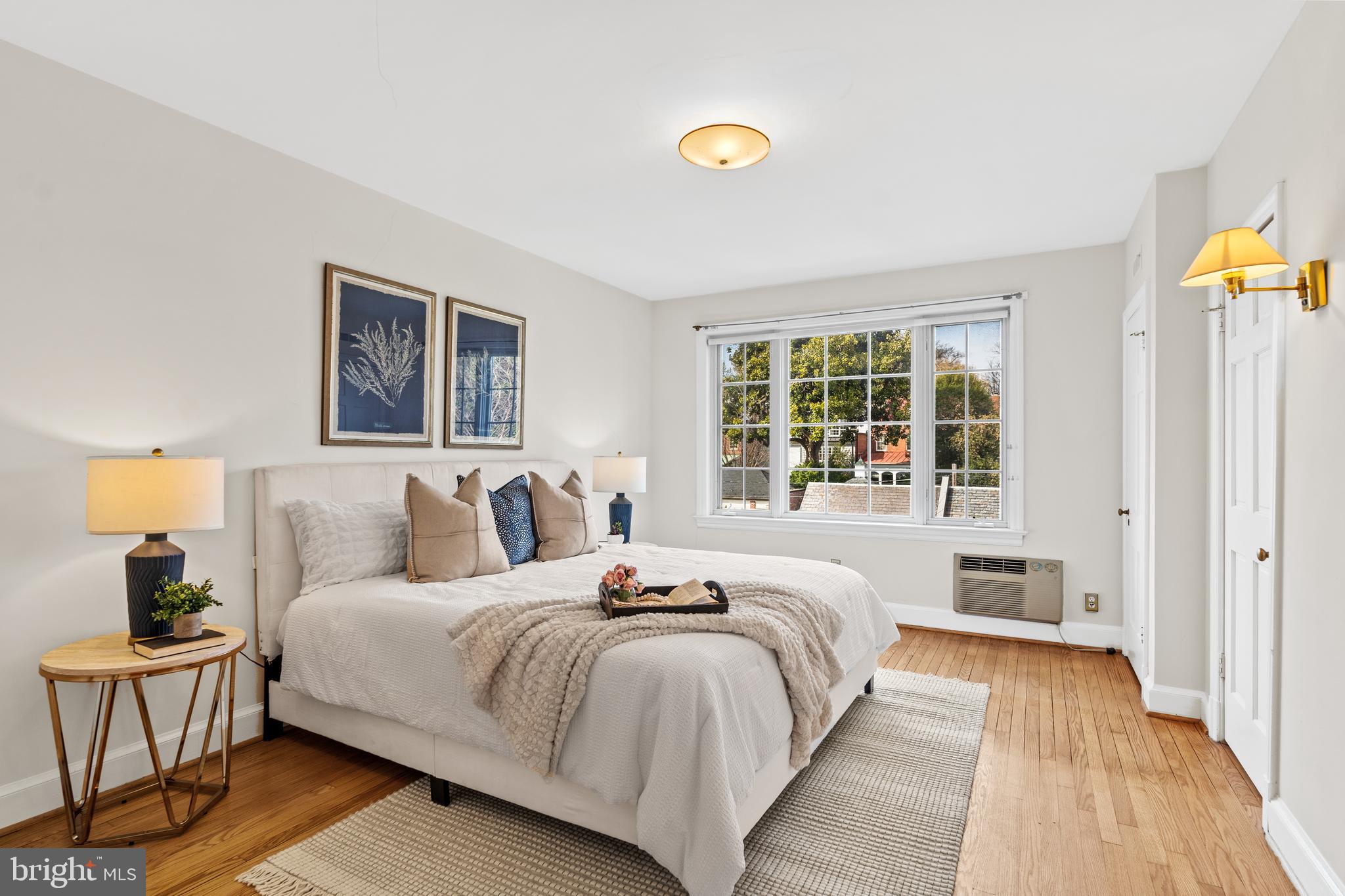 3321 Dent Place Northwest Washington, DC 20007 - Photo 23 of 48 Primary bedroom