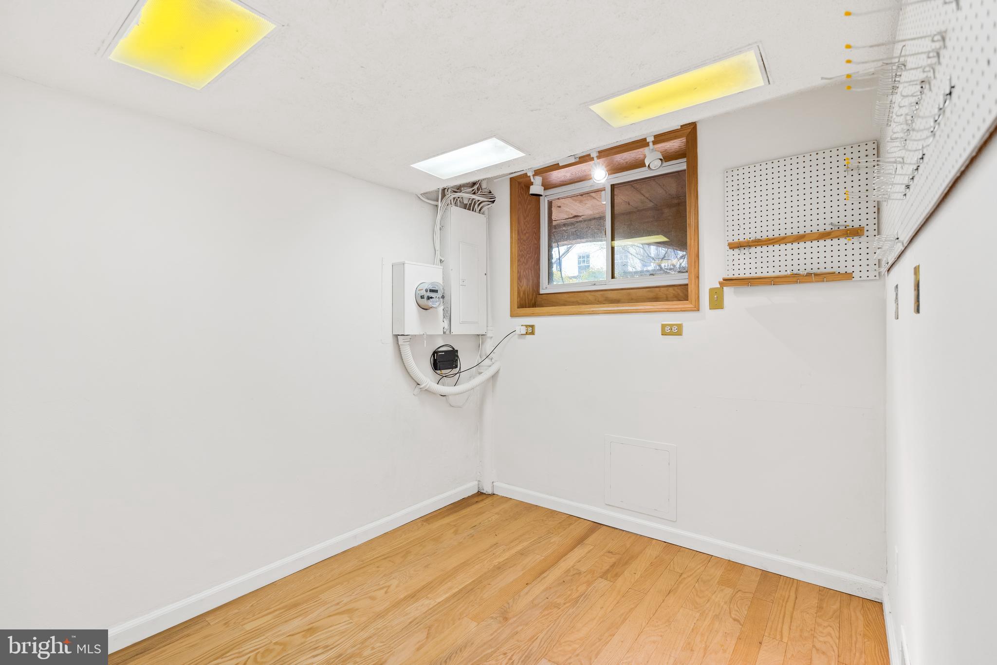 3321 Dent Place Northwest Washington, DC 20007 - Photo 34 of 48 Bonus room