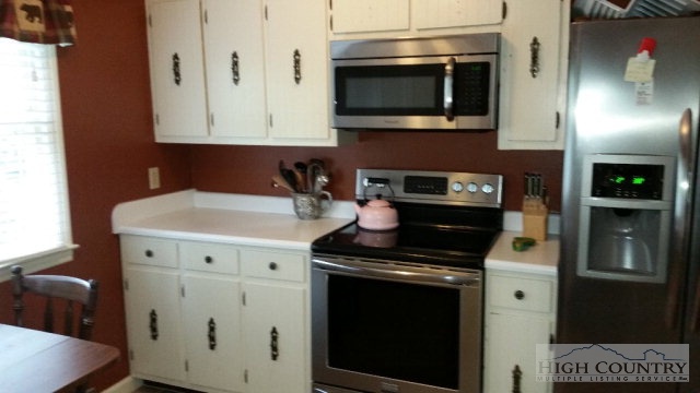 45 Rhododendron Loop Newland, NC 28657 - Photo 28 of 28 Gallery Image 28