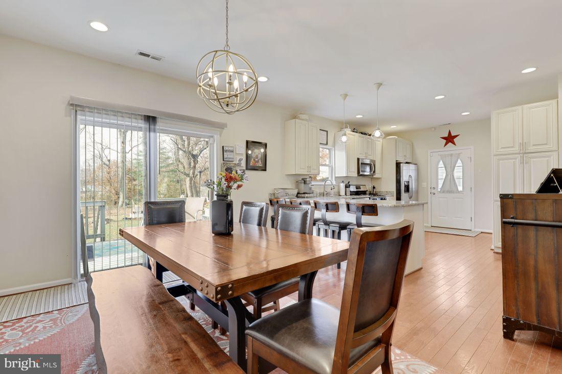 28 Stemmers Run Road Baltimore, MD 21221 - Photo 12 of 38 Dining Room