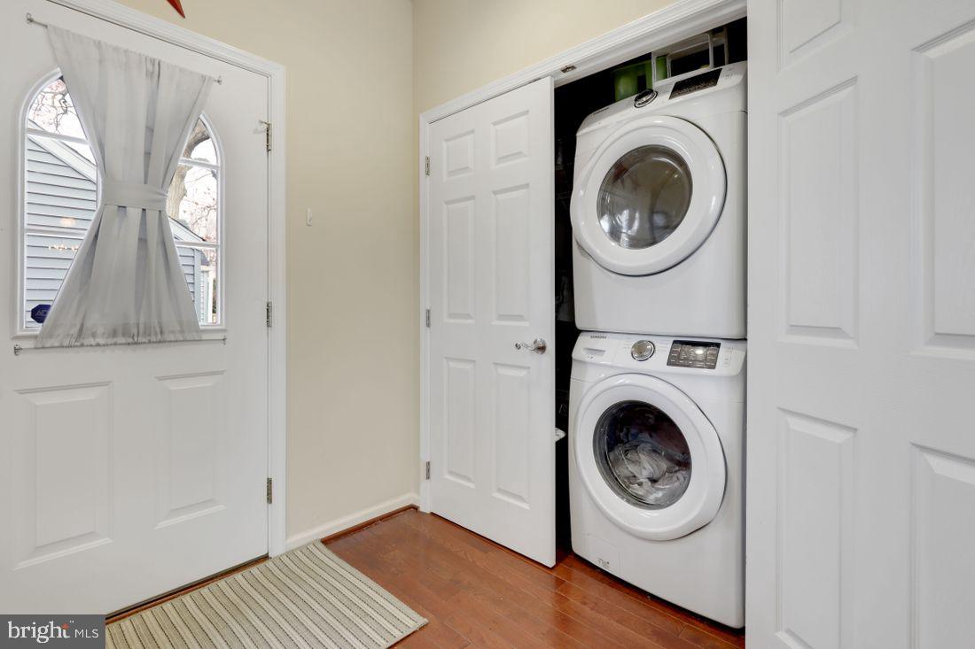 28 Stemmers Run Road Baltimore, MD 21221 - Photo 19 of 38 Laundry in Kitchen