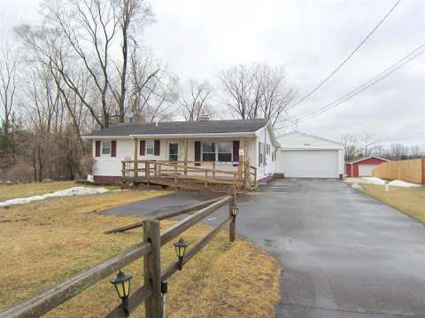 9152 North Irish Road Mount Morris, MI 48458 - Photo 1 of 14 20396091.JPG