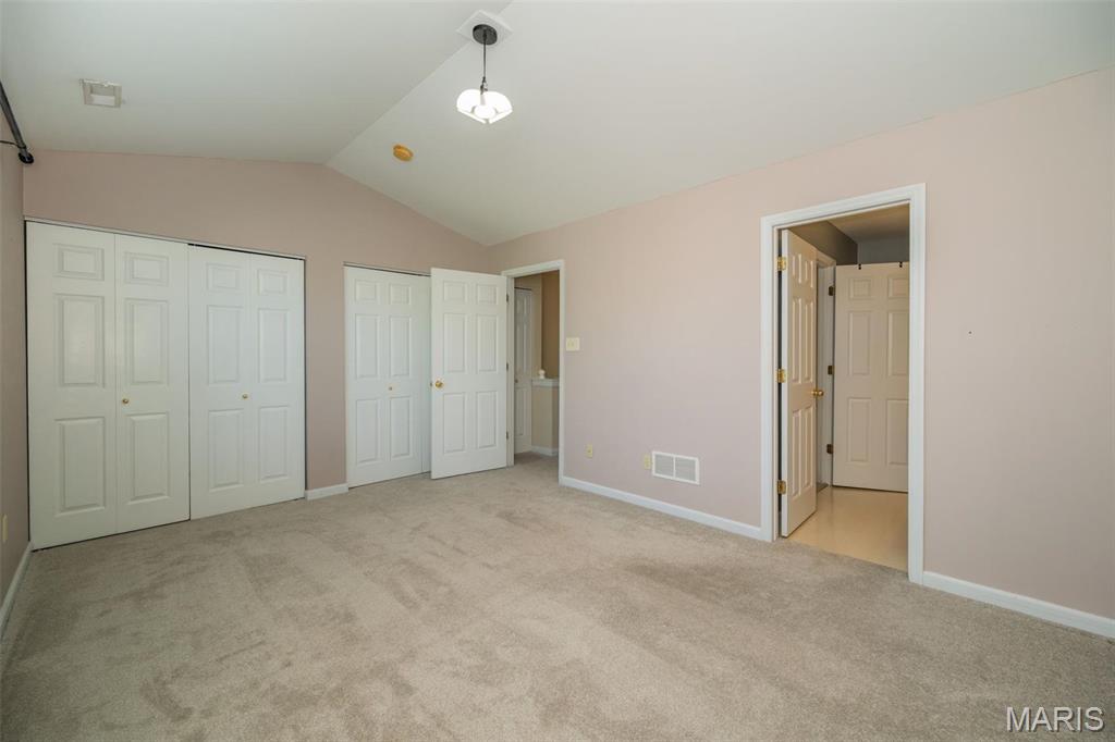 4832 Heritage Heights Circle Hazelwood, MO 63042 - Photo 12 of 15