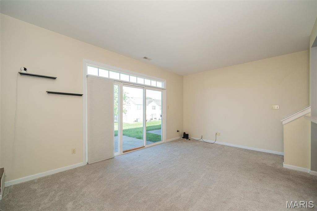 4832 Heritage Heights Circle Hazelwood, MO 63042 - Photo 5 of 15