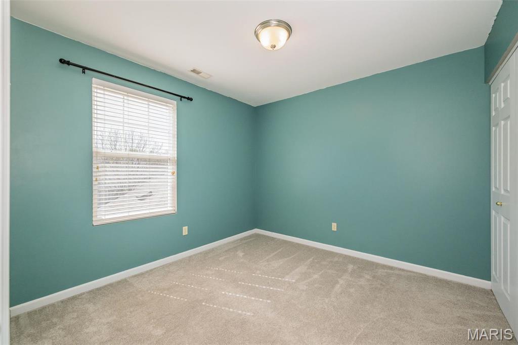 4832 Heritage Heights Circle Hazelwood, MO 63042 - Photo 9 of 15