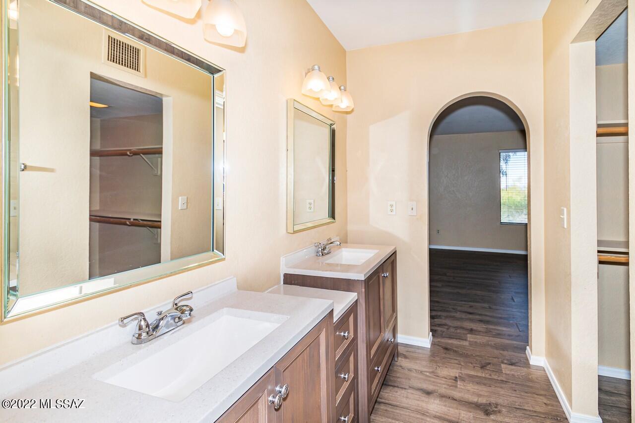 8255 North Oracle Road, Unit 212 Tucson, AZ 85704 - Photo 3 of 26