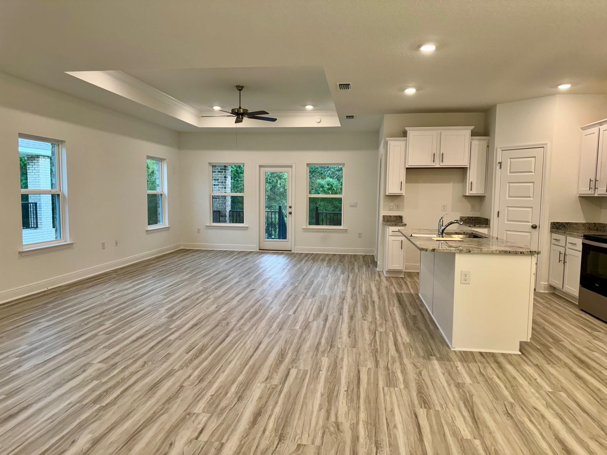 12884 Grand Rpds Road Fairhope, AL 36532 - Photo 22 of 32 Kitchen