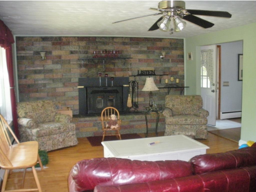 7 Oak Ridge Avenue Merrimack, NH 03054 - Photo 9 of 16