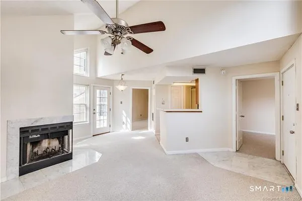 $2,050 | 92 Carriage Crossing Lane, Unit 92, Middletown, CT 06457