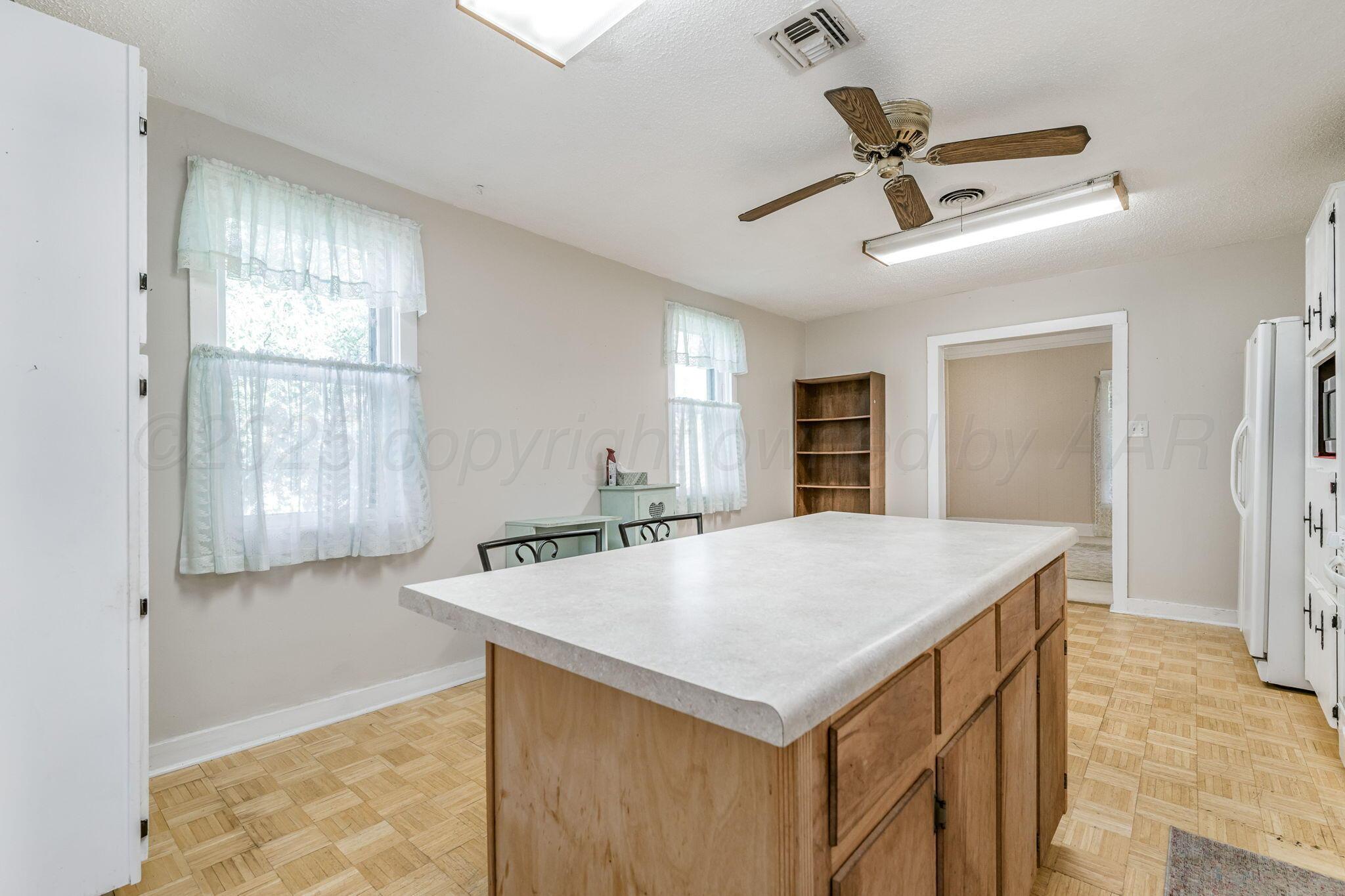 1010 East 3rd Street Clarendon, TX 79226 - Photo 14 of 22 1010 e 3rd 14