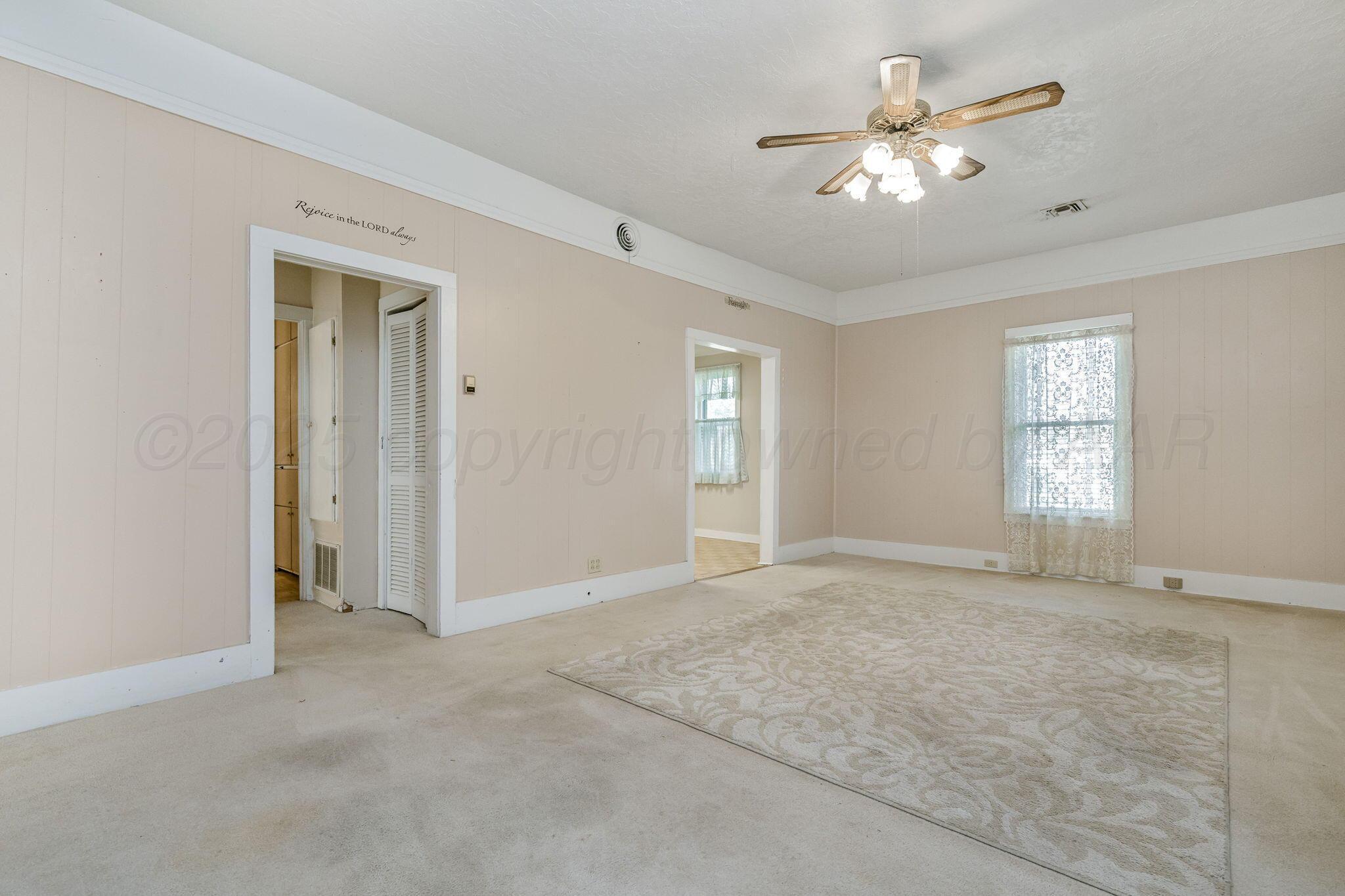 1010 East 3rd Street Clarendon, TX 79226 - Photo 9 of 22 1010 e 3rd 09