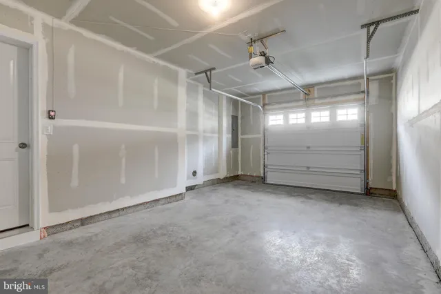 $3,300 | 6822 Winterhill Lane, Glen Burnie, MD 21060