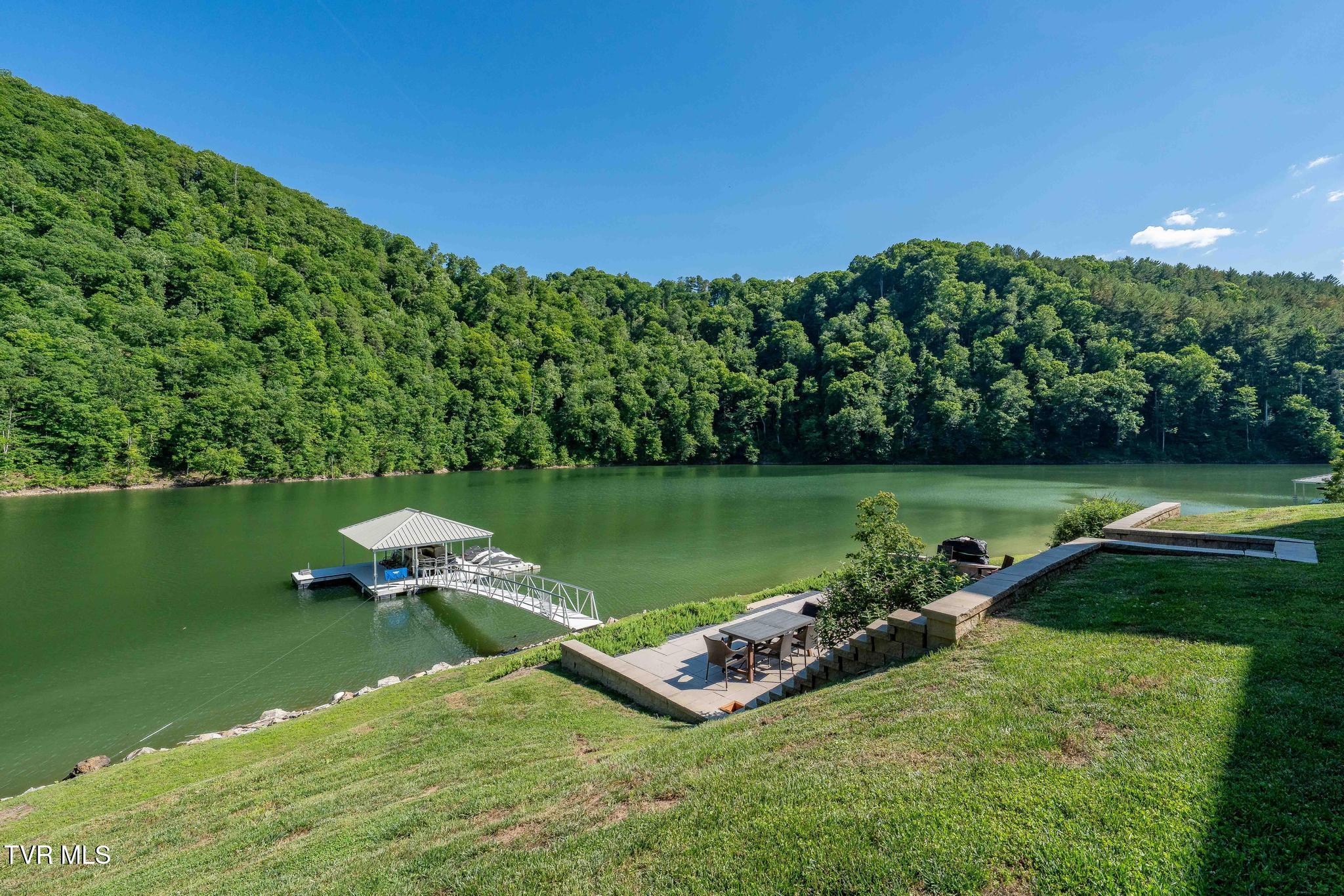 285 Cable Hollow Road Butler, TN 37640 - Photo 48 of 110 285 Cable Hollow Road (70 of 139)