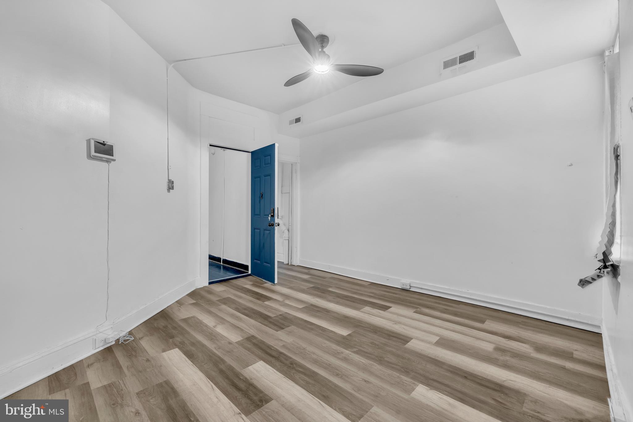 2920 Parkwood Avenue, Unit 2 Baltimore, MD 21217 - Photo 4 of 9 a view of an empty room