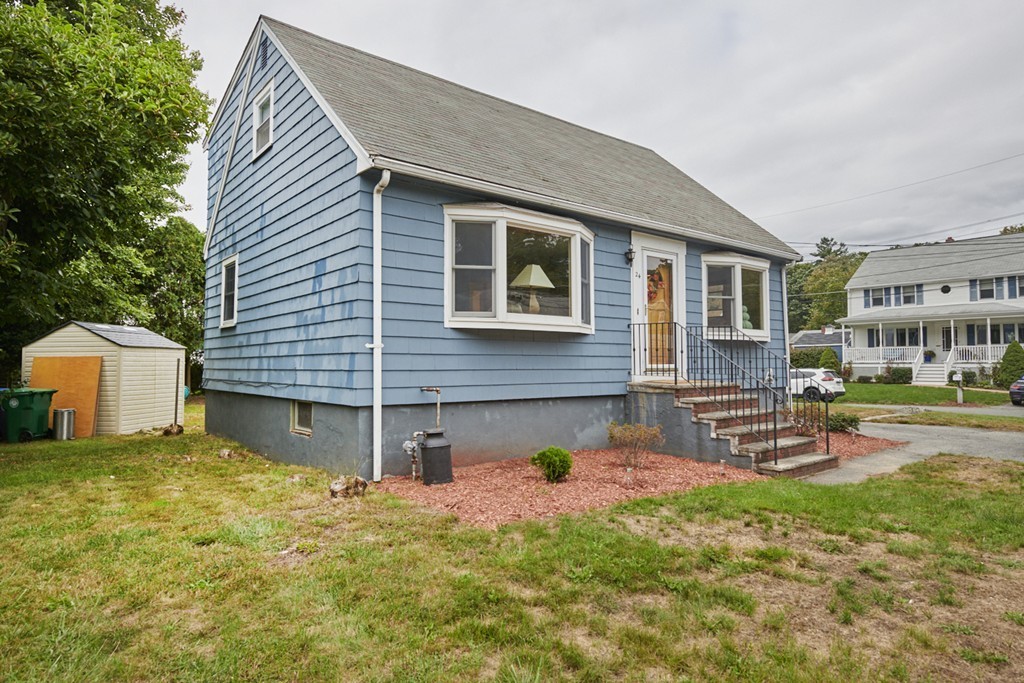 24 Skelton Road Burlington, MA 01803 - Photo 4 of 29 Gallery Image 4