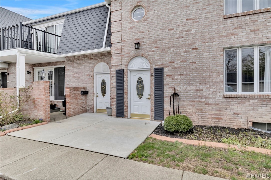 4585 Chestnut Ridge Road, Unit 11 Amherst, NY 14228 - Photo 2 of 41