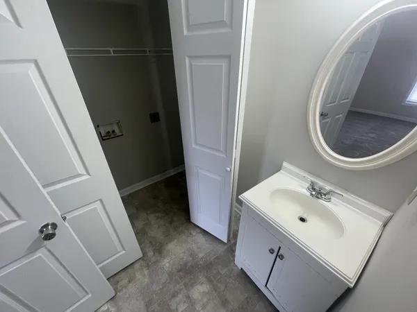 $1,900 | 732 Yowell Avenue, Madison, TN 37115